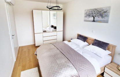 Apartment Queen, self check-in, free private garage parking - Foto 2