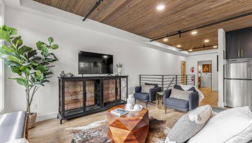 The Loft- Steps from the Lake & Dining- This newly renovated 2 bedroom loft in the heart of McCall - Foto 4