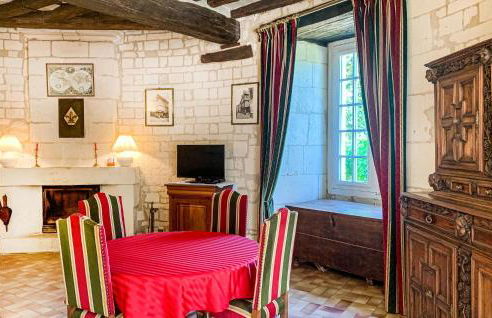 2 Bedroom Stunning Home In Chinon - Foto 2