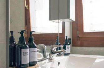 Mira Venice Apartment - Photo 8