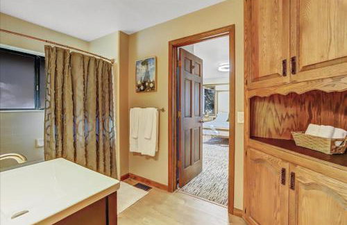 The Gathering Place! Sleeps 24, Lakeview, Game room - Foto 27