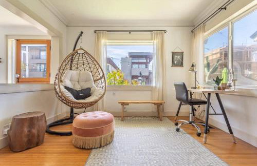 Charming 1920s Hermosa Bungalow Steps from The Strand - Foto 11