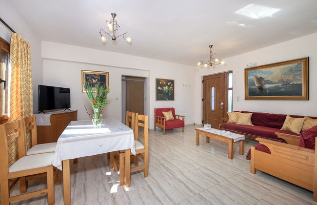 Villa in Crete Near Rethymno Beach - Photo 13