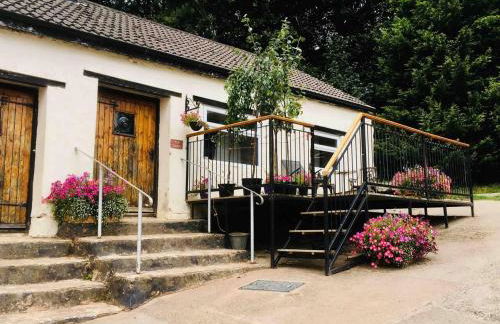 Cosy 3-bed Apartment on Exmoor - Photo 2