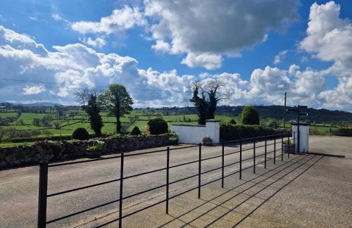 The Barn Springmount Accommodation - Foto 13