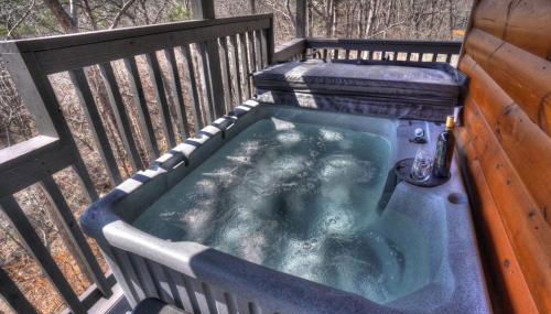 Top of the Line Treehouse Near Helen, Georgia - Foto 2, Other