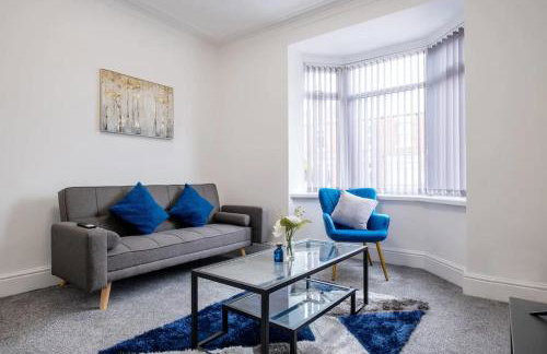 Recently renovated stylish home parking - Pass the Keys - Photo 1