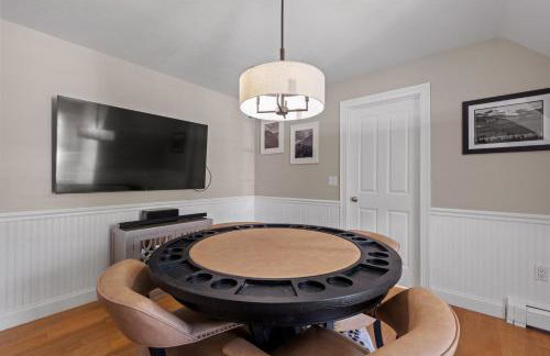 Luxury Riverfront Retreat Hot Tub, Game Room, Gym - Foto 43