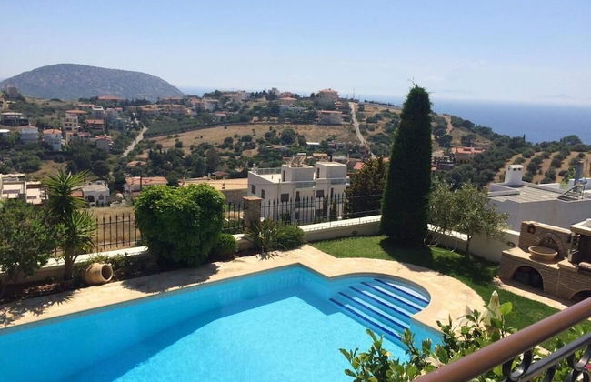 Anavyssos Dream Villa Sea View and Pool - Photo 10