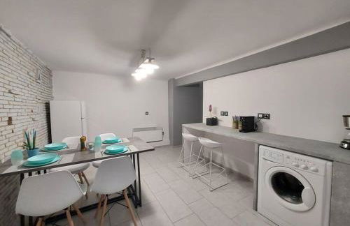 Anastasia's apartment with yard - Foto 14