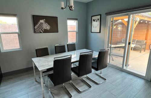 Family Friendly Contemporary House with Pool - Foto 18