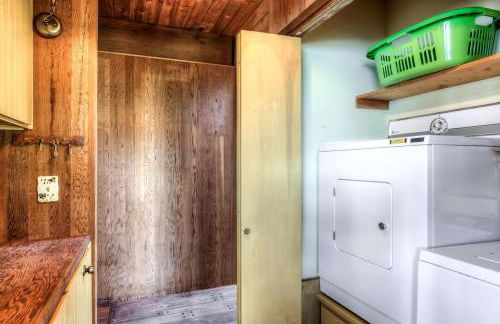 Breathtaking Beach House with Fireplace and Gorgeous Sights in Otis, Oregon - Foto 44