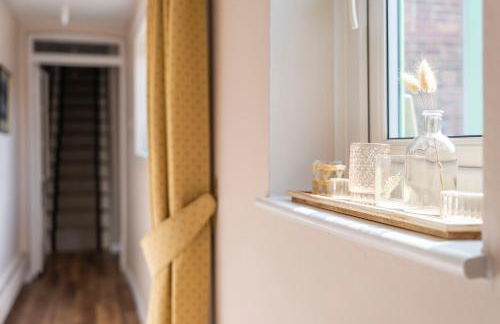 Charming 2 Bed Property - Photo 18