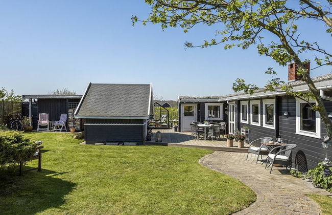 "Ylvie" - 150m from the sea - Foto 18