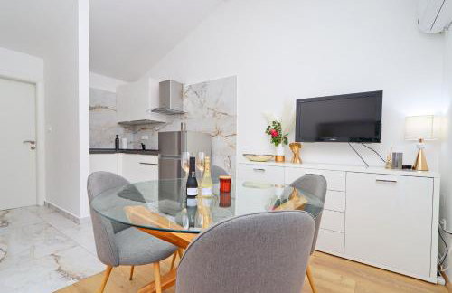 Villa Green Bay Apartments - Photo 75