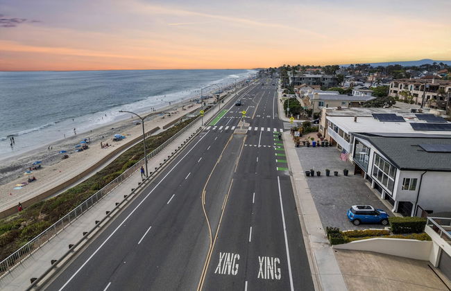 Carlsbad Beachfront Home W Hot tub - Foto 2