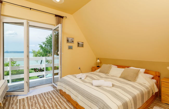 3 bedroom House in Balatonlelle with garden and terrace - Photo 5