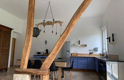 Gîte, Maison entière avec billard et bel espace de vie La Grange - Foto 3
