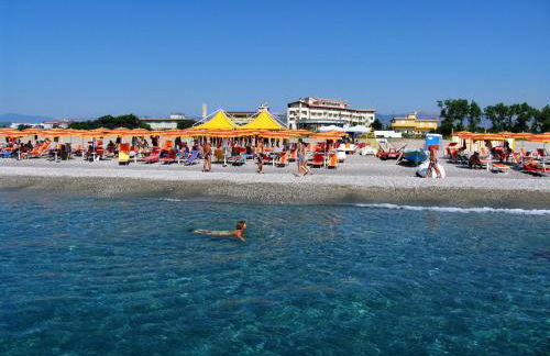 Monolocale Deluxe a 2,7 km dal mare per 2 persone - Foto 24