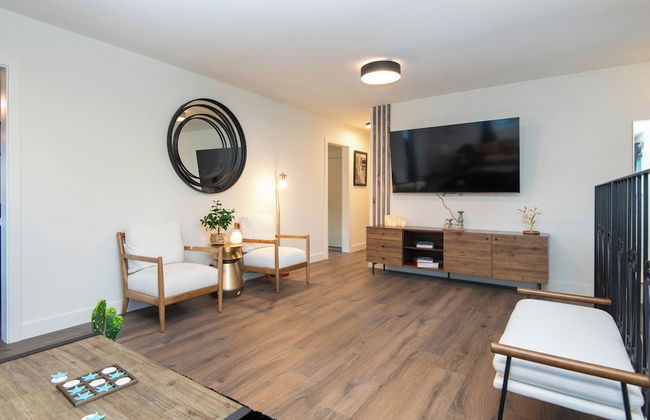 Superb Apartment near Dodger - Photo 27