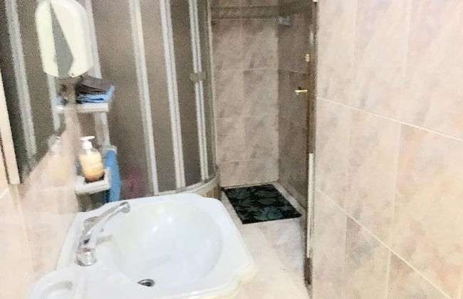 One Bedroom Apartment City Views Local to Airport - Foto 8