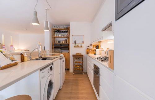 Family Home Near the Beach - Foto 13