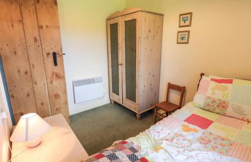 Ellis Howe - Photo 25