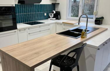 House with Outdoor Jacuzzi - Foto 6