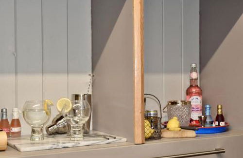 Luxury Spacious Country Home w/ Mountain Views - Photo 26