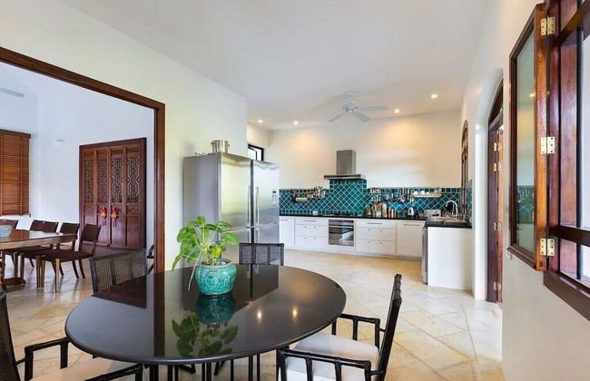 Luxury Private Beachfront Haileng Villa - Foto 9