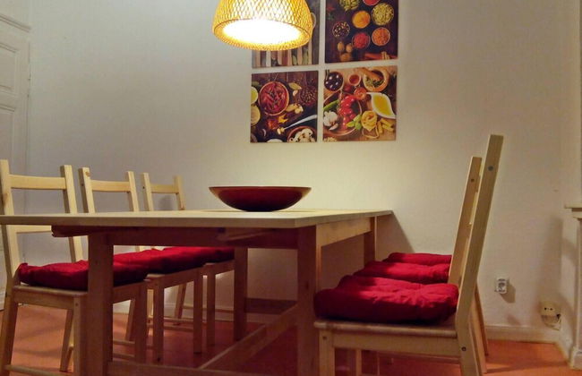 2bed Old Town Apt Sleeps 6 - Rooftop Terrace, Wifi - Foto 9