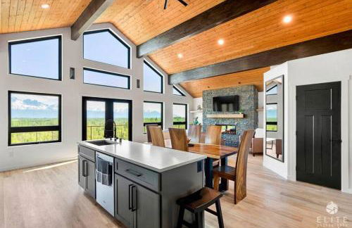 Luxury Living at The Eagles Perch Palmer AK - Foto 30