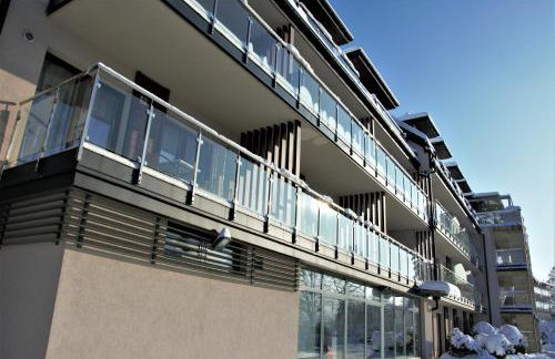 My Universe Mezzanine Apartment Tęczowe Wzgórze - Photo 44