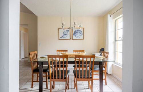 10 Minutes to Disney Pool Home *Renovated* - Foto 47