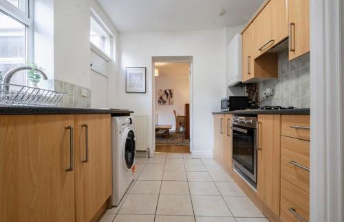 Cosy Flat,Great Location&Parking - Foto 27