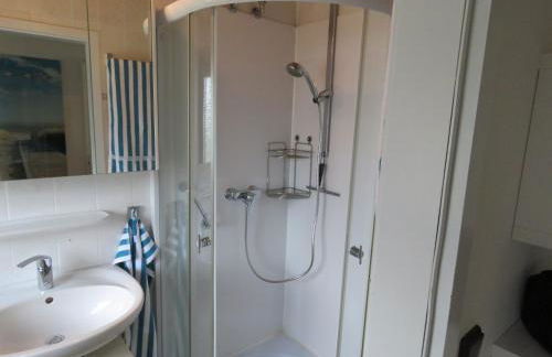 Ferienhaus Robinson im Feriendorf Altes Land direkt an der Elbe - Photo 39