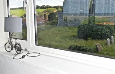 St Nicholas Cottage - Stunning Views! Crabpot Cottages Sheringham - Photo 2