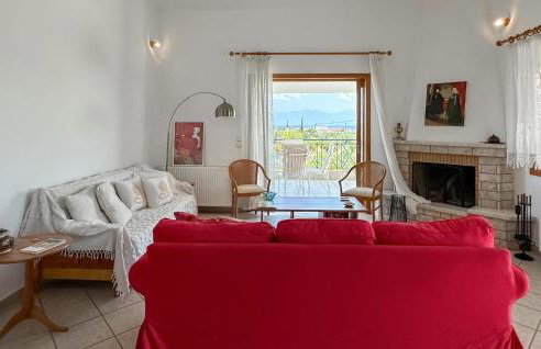 Lovely Home In Kamari Xylokastro - Foto 13