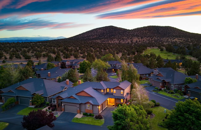 Forest Ridge Loop by Avantstay Hot Tub Private Community Amenities - Photo 43