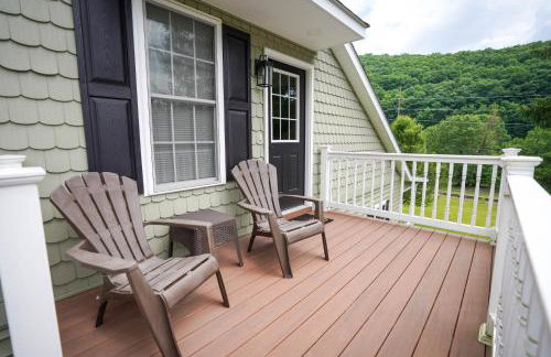 Historic Sears River Home (Main Level) on 10 Acres - Foto 77