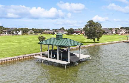 The Best of Lakeside Living - Luxury at its Finest - Photo 52