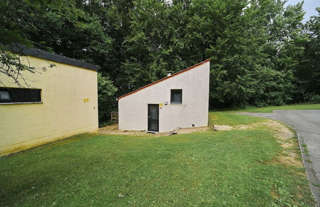 Bungalow in Virton by Vallee de Rabais Lake - Foto 20