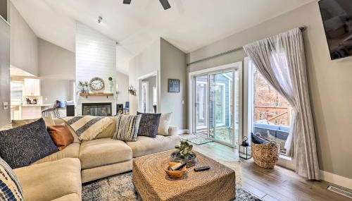 Lakefront Rogers Getaway with Hot Tub and Deck! - Foto 4