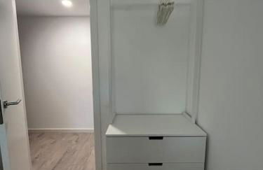 Nuevo, espacioso y confortable con pkg y piscina - Foto 9