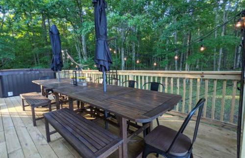 The Bumble Bee Hive 7-Bedroom House w/ Hot Tub - Foto 47