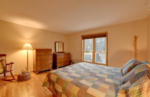 Spacious Finger Lakes Home w/ Mountain Views - Foto 17