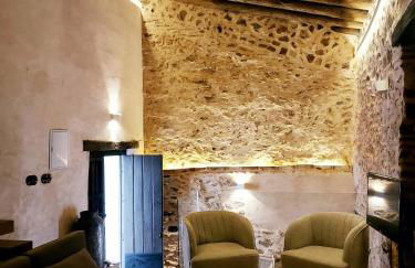 Balcón de la Moreria con leña - Photo 10