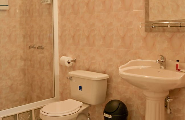 Champagne Villa - Photo 16