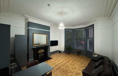 Stylish 2-Bed in Trendy Jesmond - Photo 9