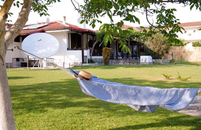 The 4 Travellers Halkidiki - Foto 1